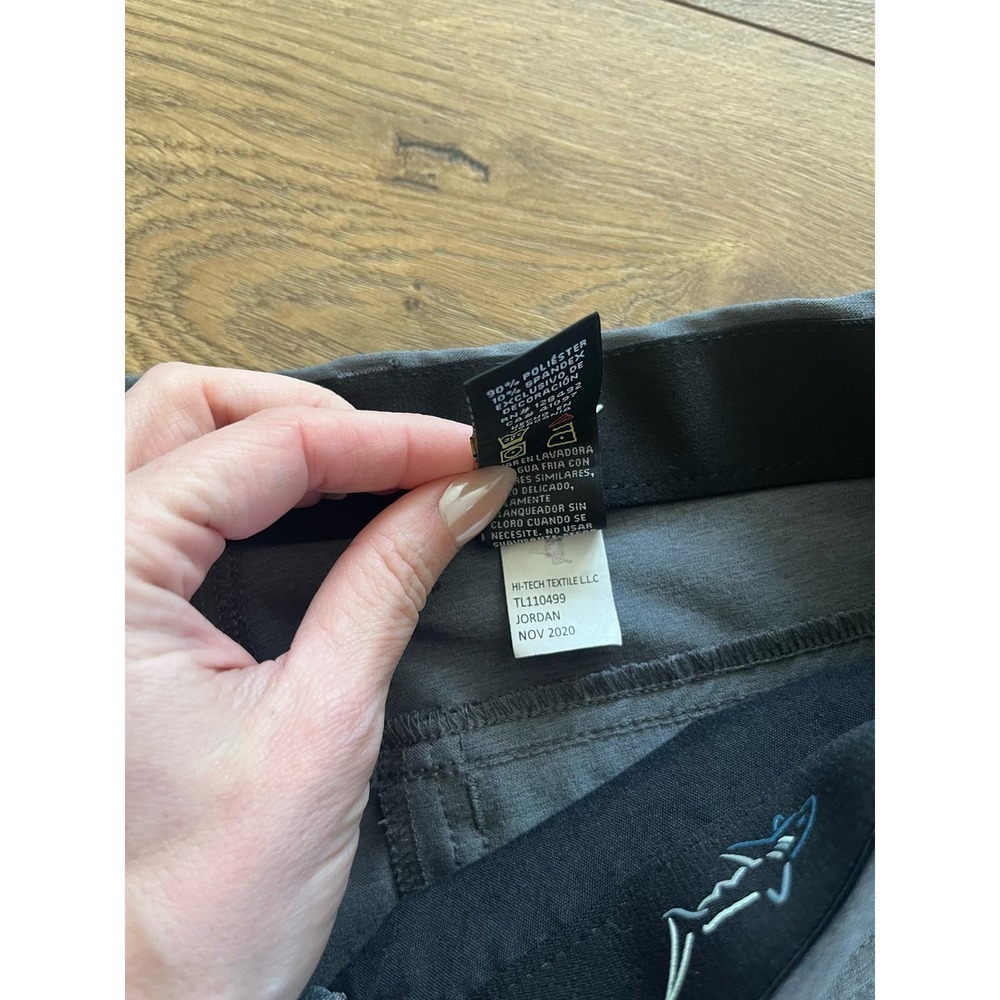 Greg Norman Men’s Gray Performance Pants 32x32​​​​​​​​ - Picture 5 of 6